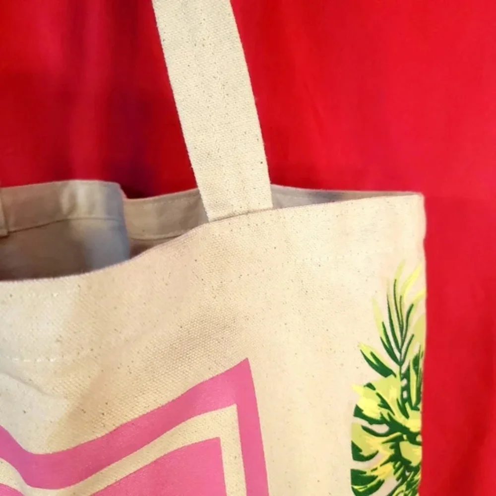 NWOT Wild And Free Canvas Tote